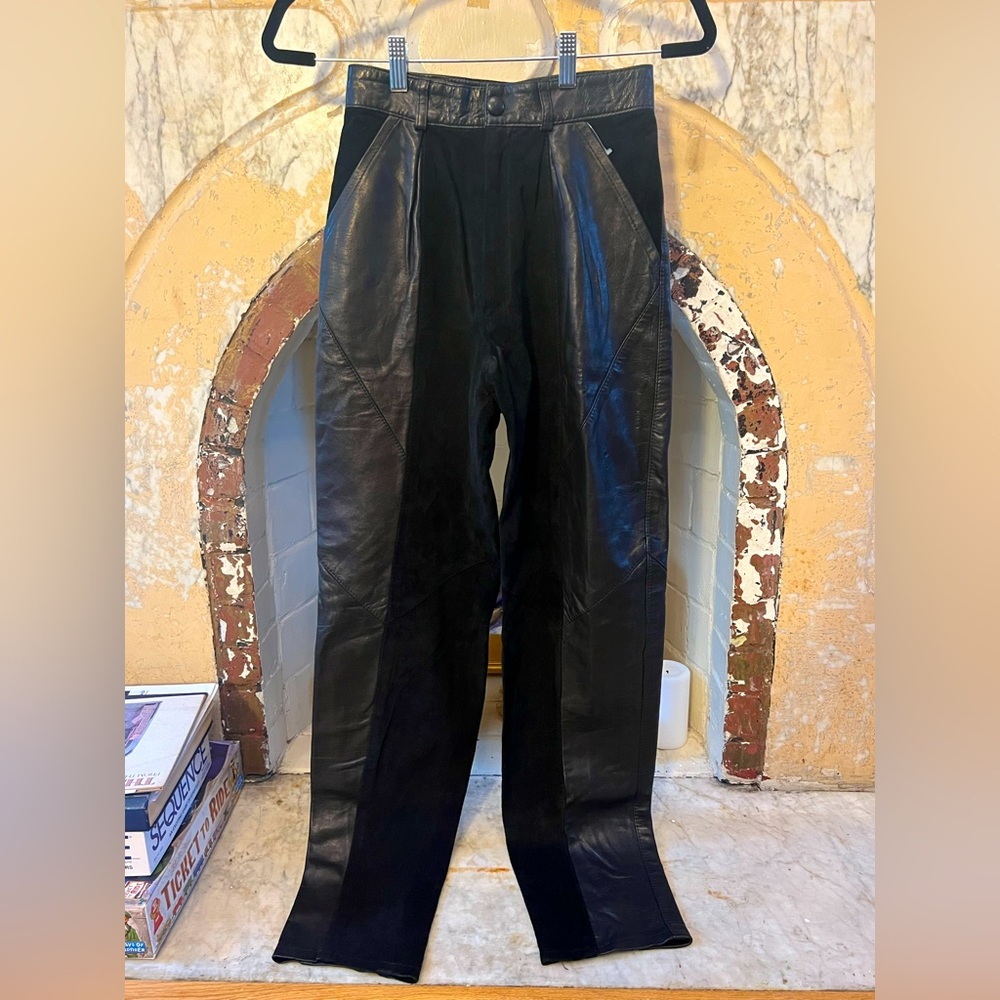 Vintage Parisian women’s 38 (fits like 36) leather and suede dope pants